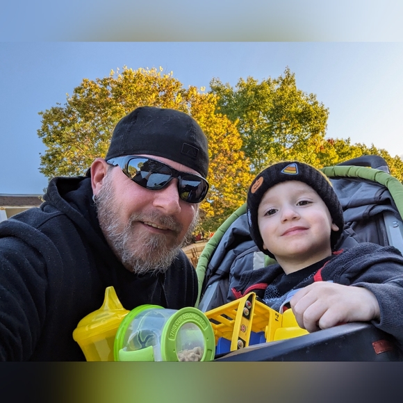 Meet your Posher, Rob😊 - Picture 7 of 9